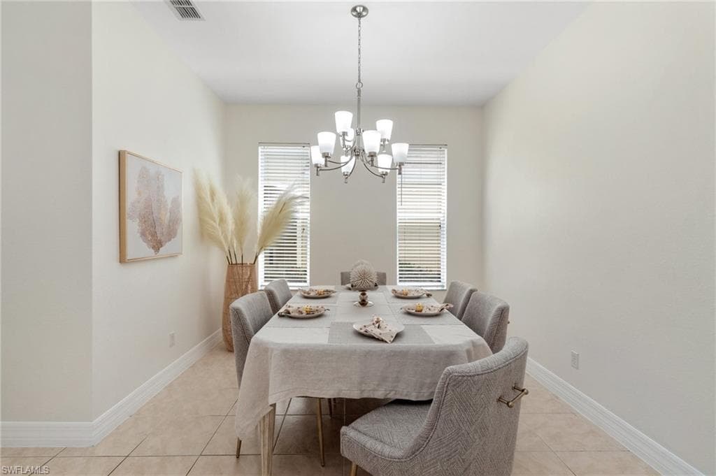 5012 Fairhaven Ln, Naples, FL 34109-15