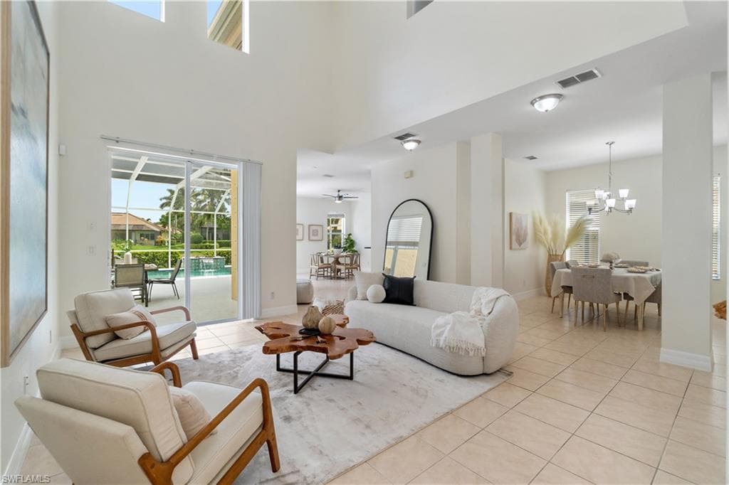 5012 Fairhaven Ln, Naples, FL 34109-2