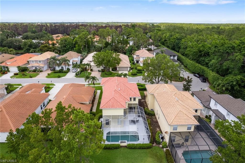 5012 Fairhaven Ln, Naples, FL 34109-38