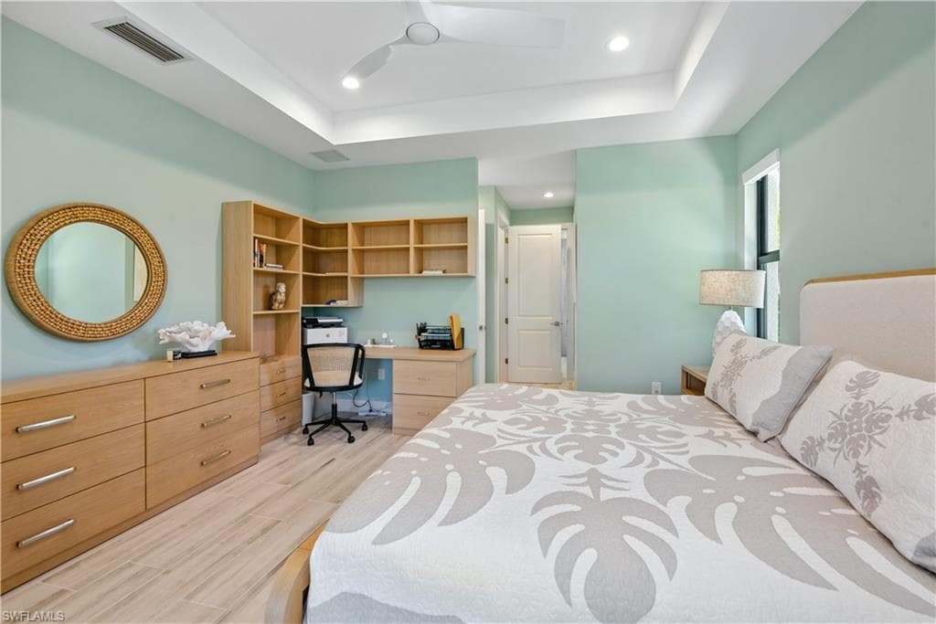 370 Regatta St, Marco Island, FL 34145-14