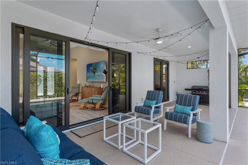 370 Regatta St, Marco Island, FL 34145-22
