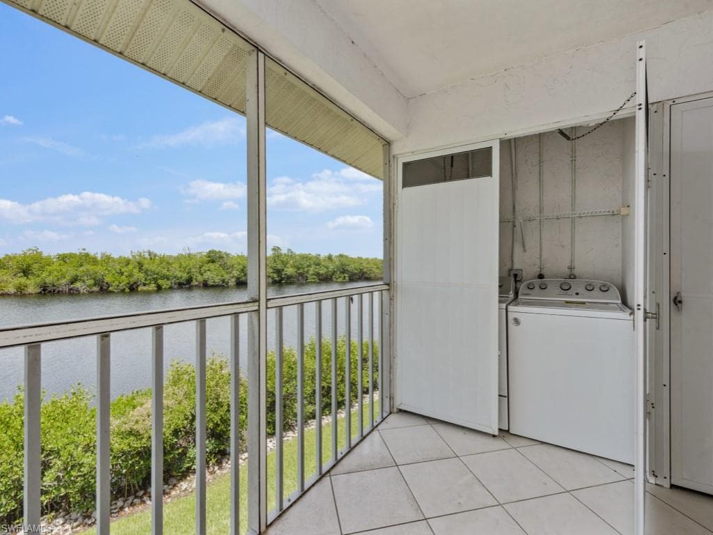 1315 Mainsail Dr 1114, Naples, FL 34114-16