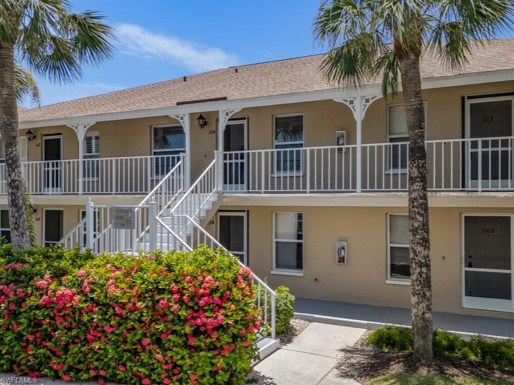 1315 Mainsail Dr 1114, Naples, FL 34114-3