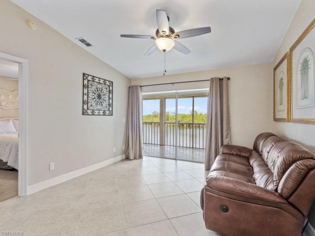 1315 Mainsail Dr 1114, Naples, FL 34114-5