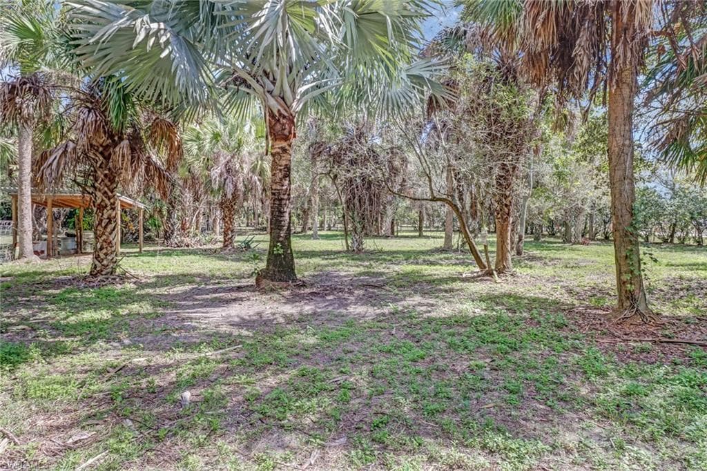5051 Green Blvd, Naples, FL 34116-5