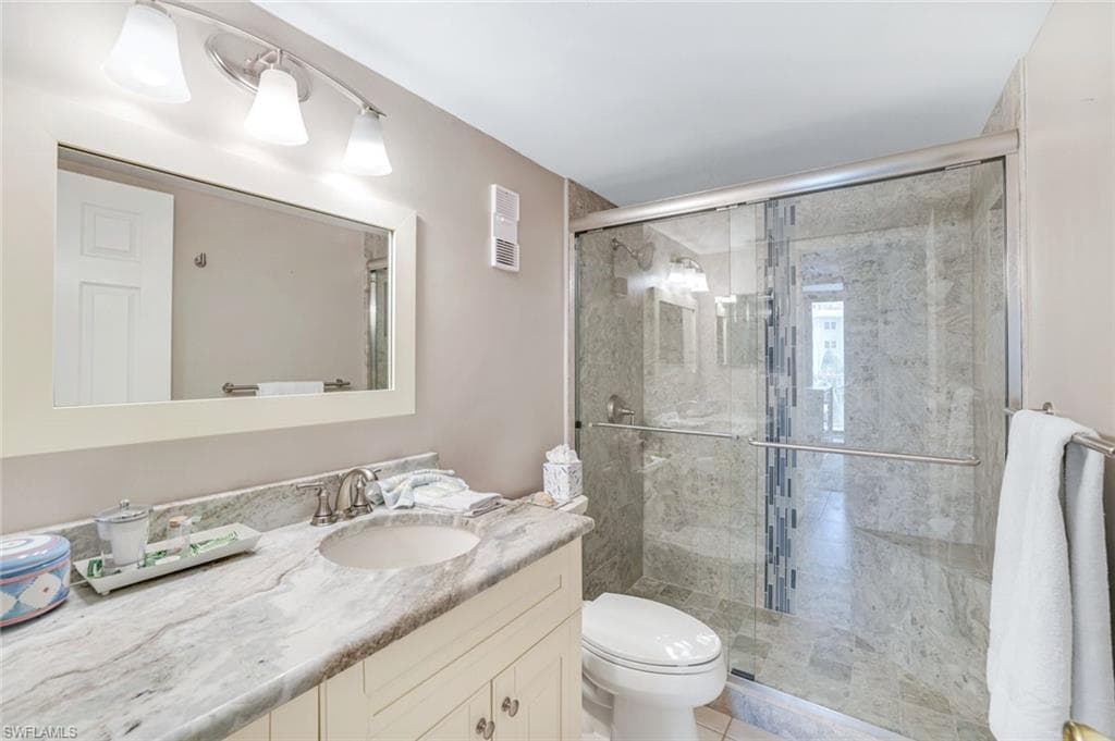 260 Seaview Ct 407, Marco Island, FL 34145-16