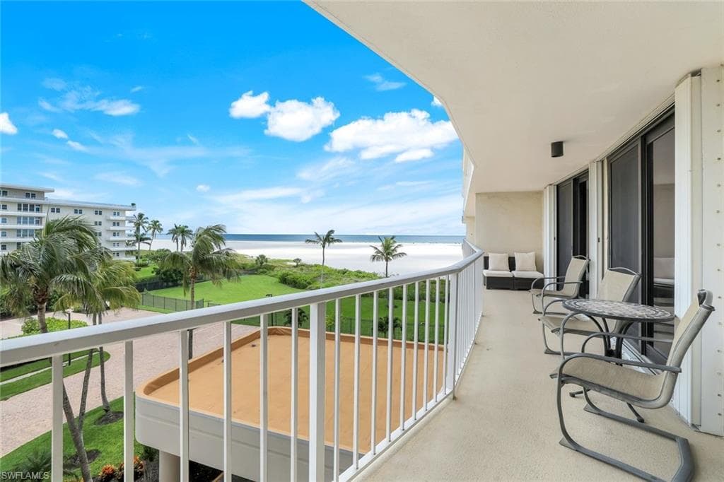260 Seaview Ct 407, Marco Island, FL 34145-19