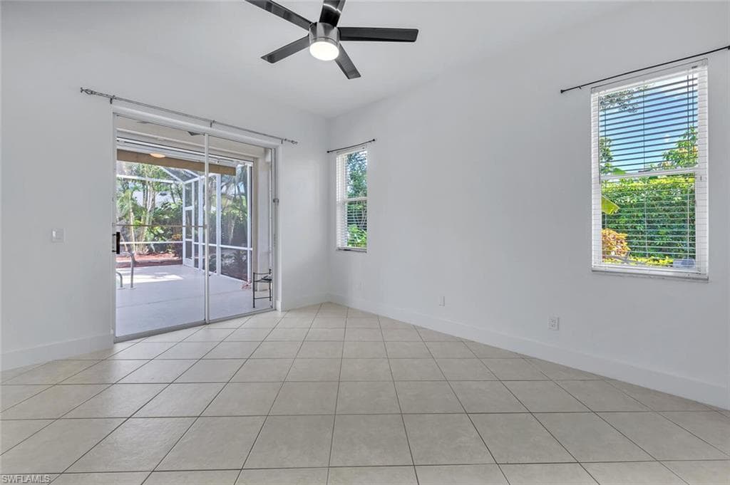 973 Summerfield Dr, Naples, FL 34120-15