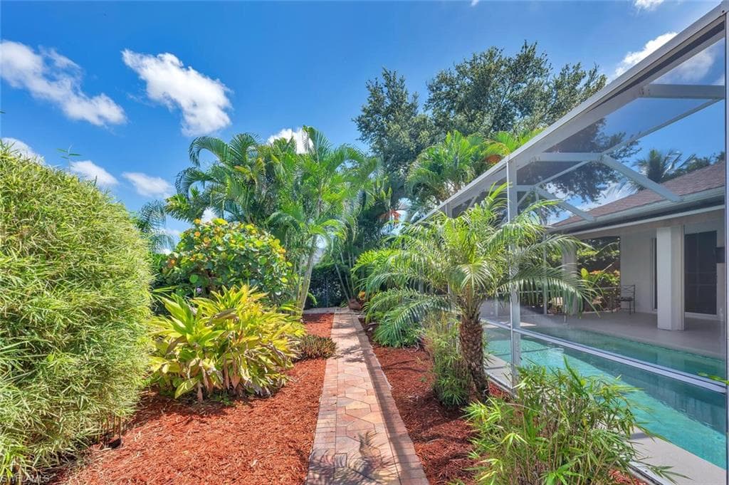 973 Summerfield Dr, Naples, FL 34120-34