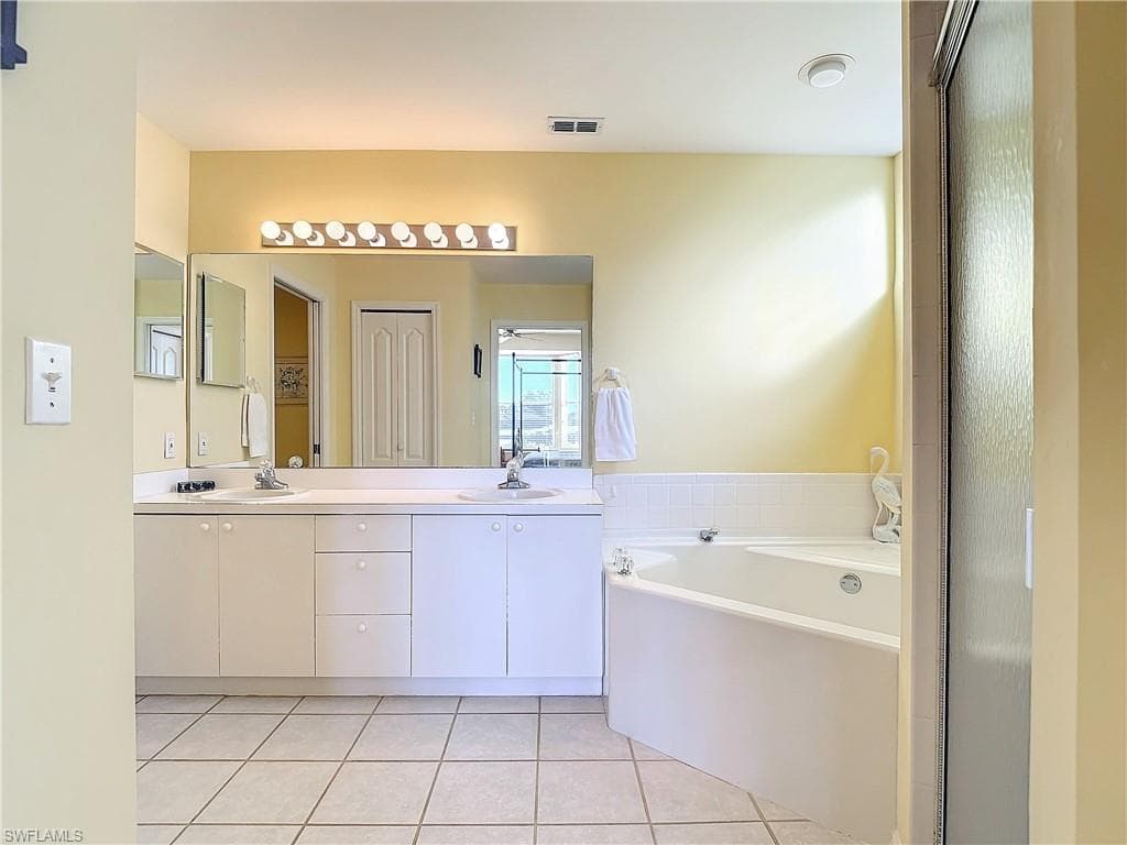 26450 Sunderland Dr 2101, Bonita Springs, FL 34135-24