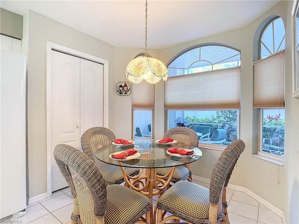 26450 Sunderland Dr 2101, Bonita Springs, FL 34135-4