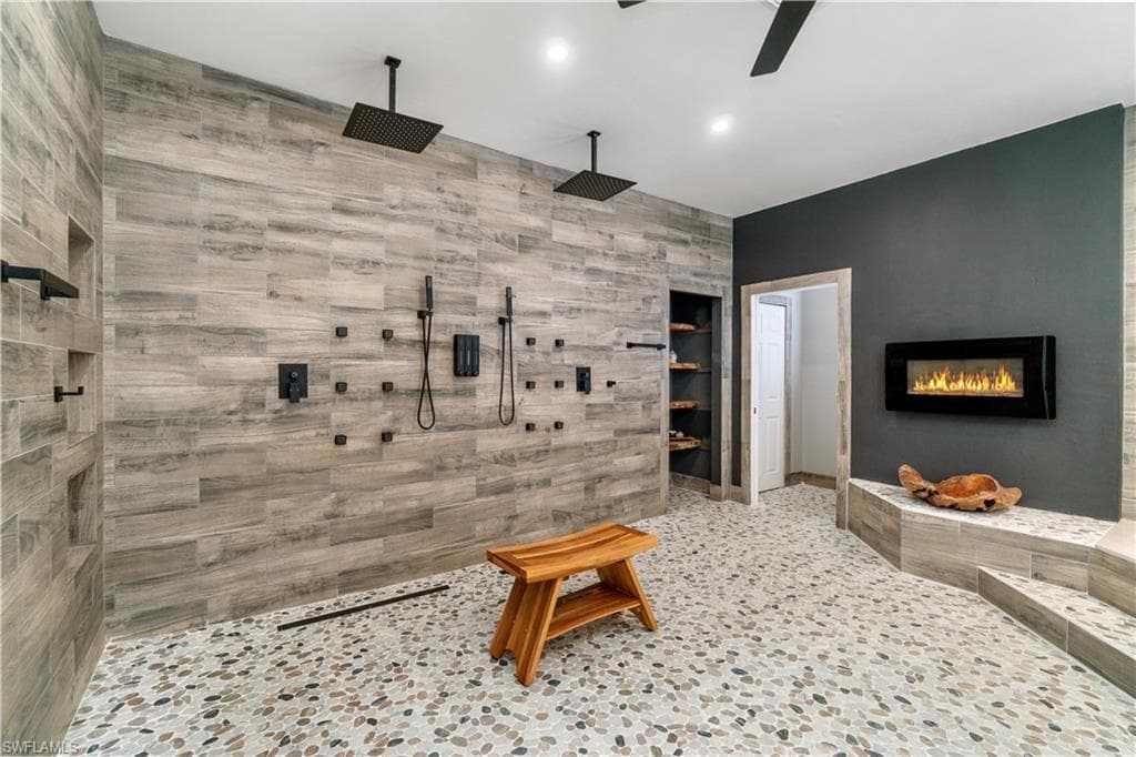 211 Sterling Ave, Fort Myers Beach, FL 33931-20
