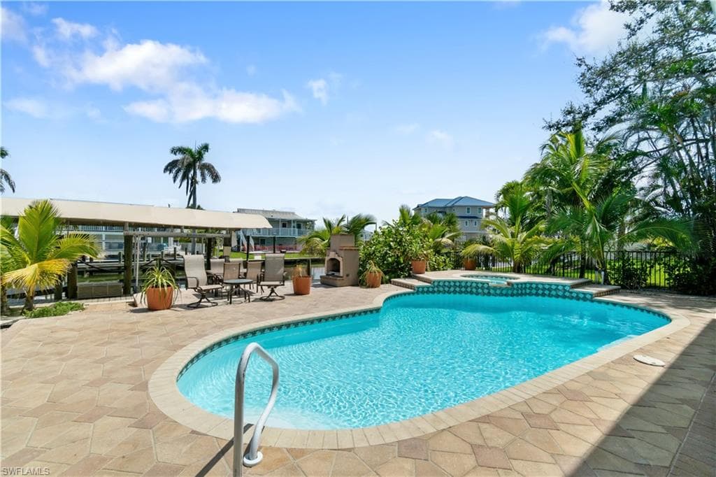 211 Sterling Ave, Fort Myers Beach, FL 33931-22