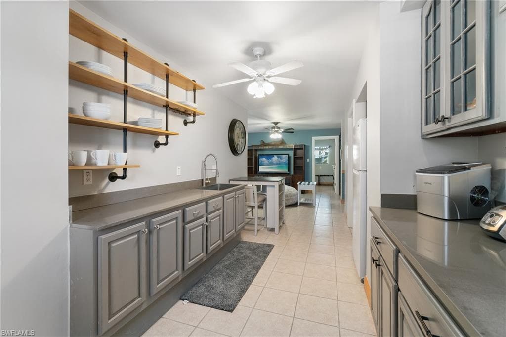211 Sterling Ave, Fort Myers Beach, FL 33931-36