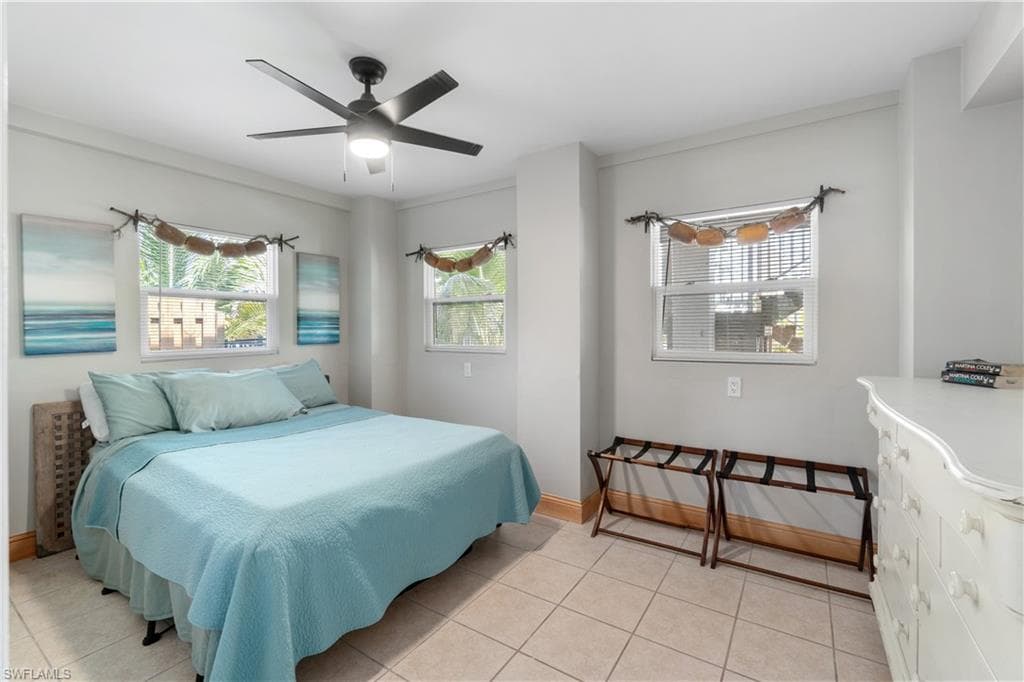 211 Sterling Ave, Fort Myers Beach, FL 33931-38
