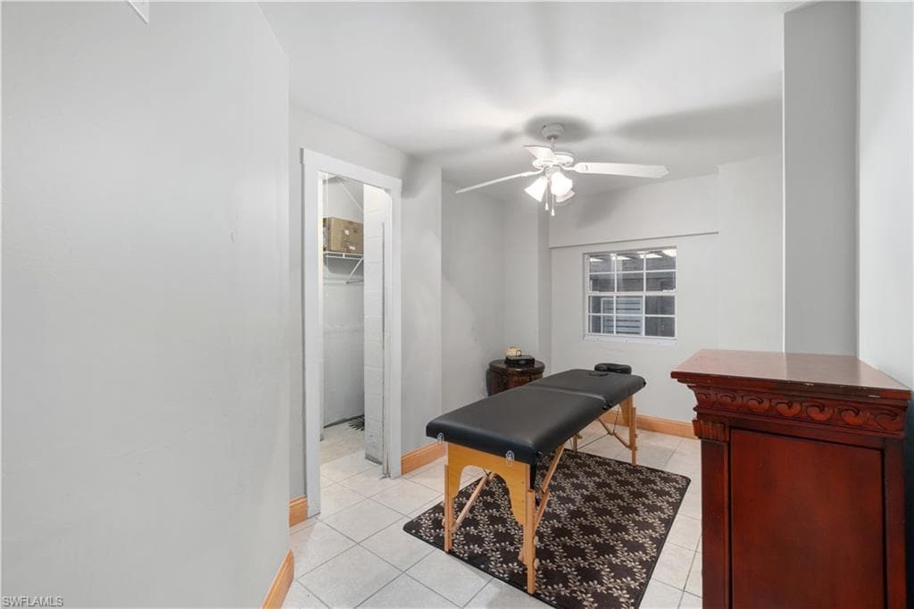 211 Sterling Ave, Fort Myers Beach, FL 33931-40