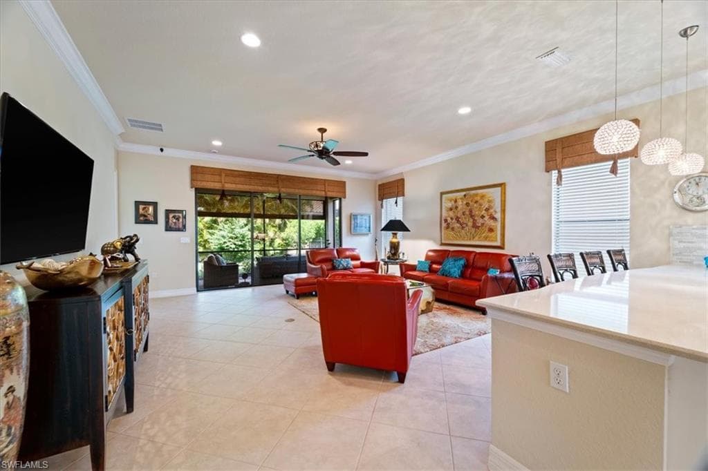 3051 Hudson Ter, Naples, FL 34119-15