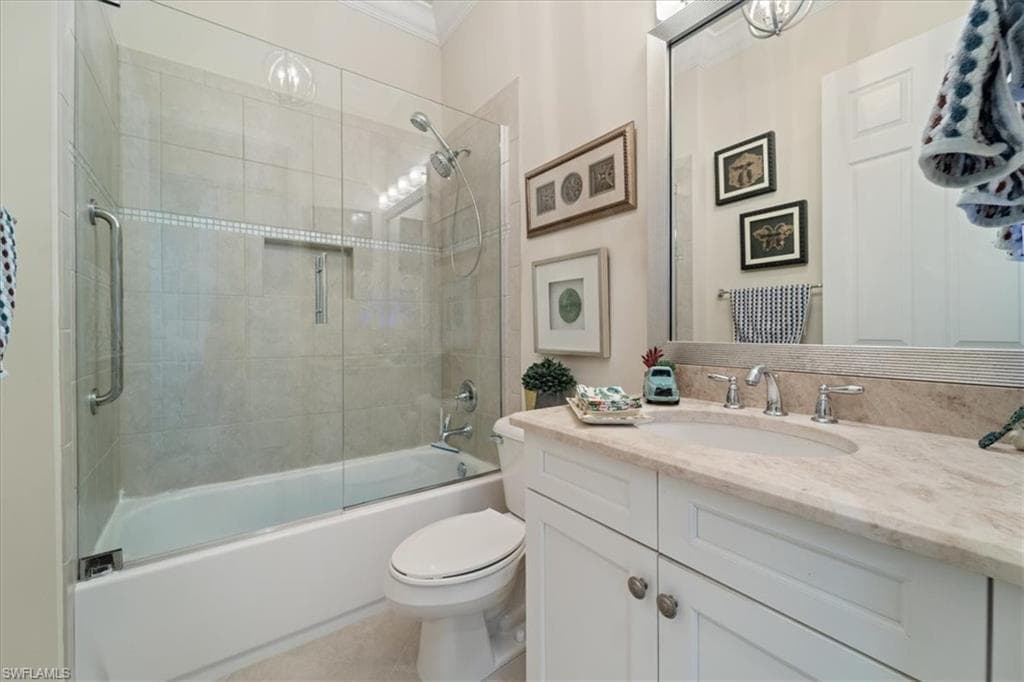 3051 Hudson Ter, Naples, FL 34119-27
