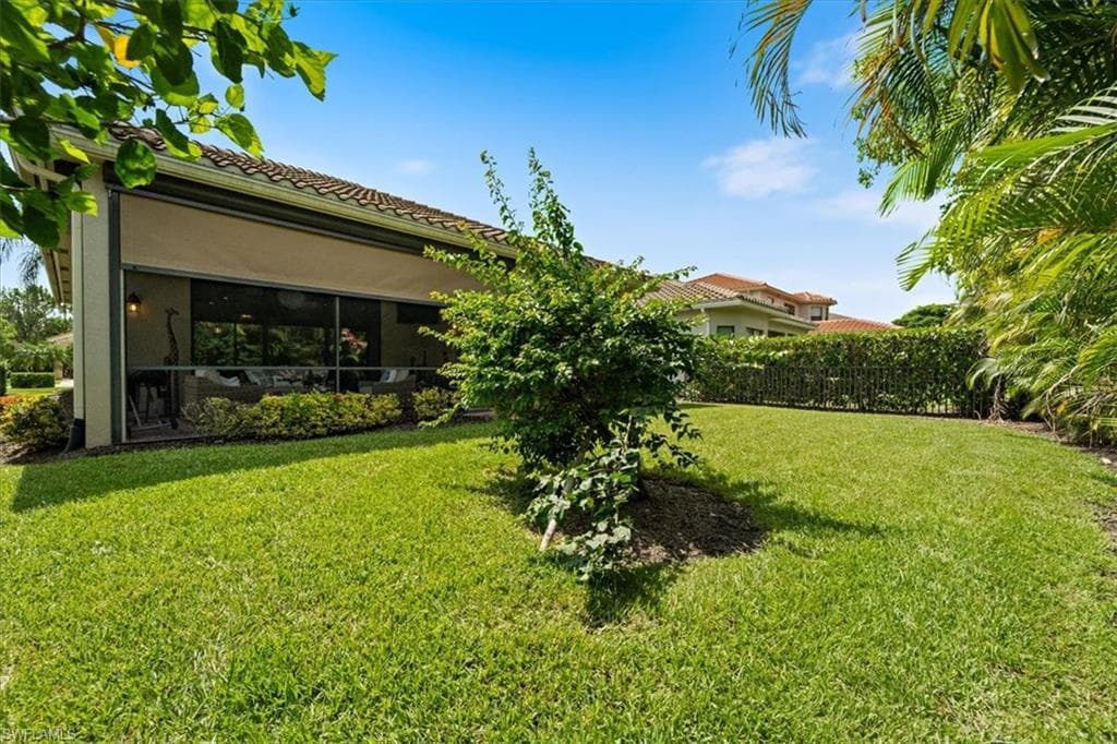 3051 Hudson Ter, Naples, FL 34119-32