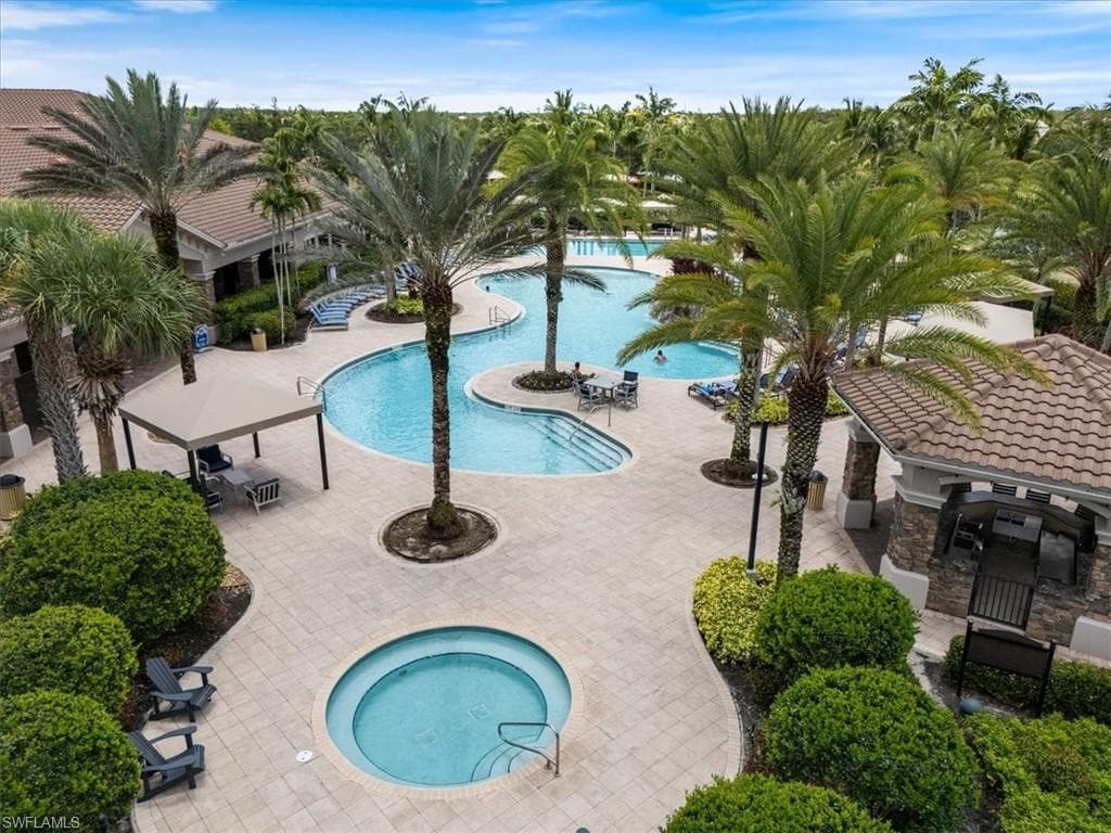 3051 Hudson Ter, Naples, FL 34119-37
