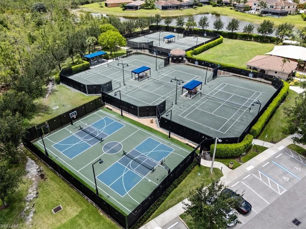 3051 Hudson Ter, Naples, FL 34119-39