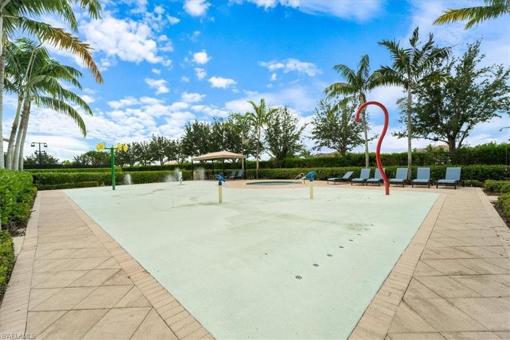 3051 Hudson Ter, Naples, FL 34119-51
