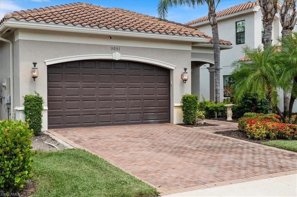 3051 Hudson Ter, Naples, FL 34119-7