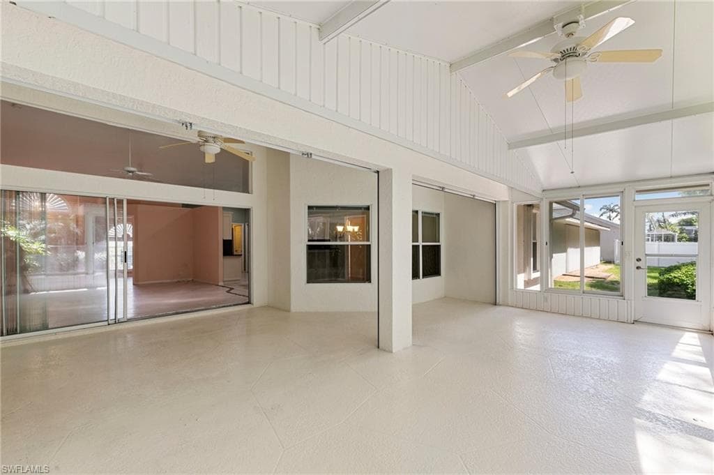 2052 Piccadilly Circus, Naples, FL 34112-24