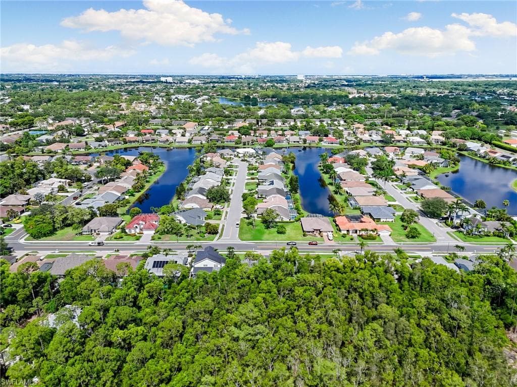 2052 Piccadilly Circus, Naples, FL 34112-30