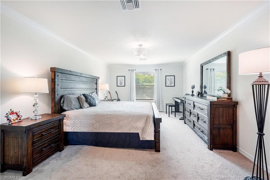 9425 Glenforest Dr, Naples, FL 34120-28