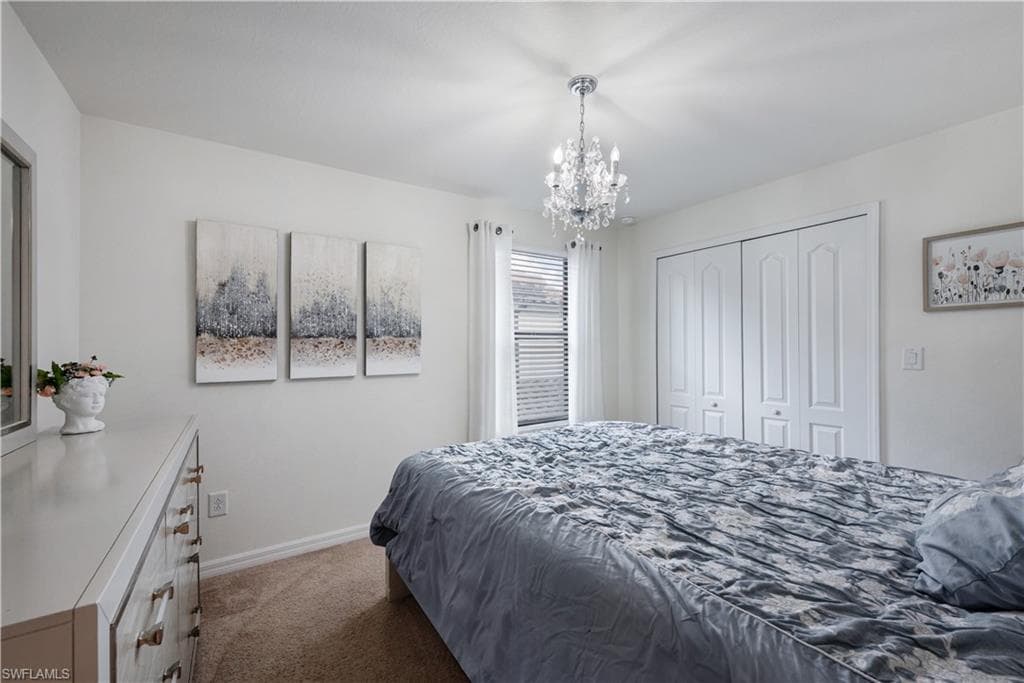 9425 Glenforest Dr, Naples, FL 34120-30