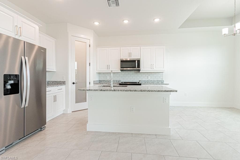 420 18th Pl, Cape Coral, FL 33993-19