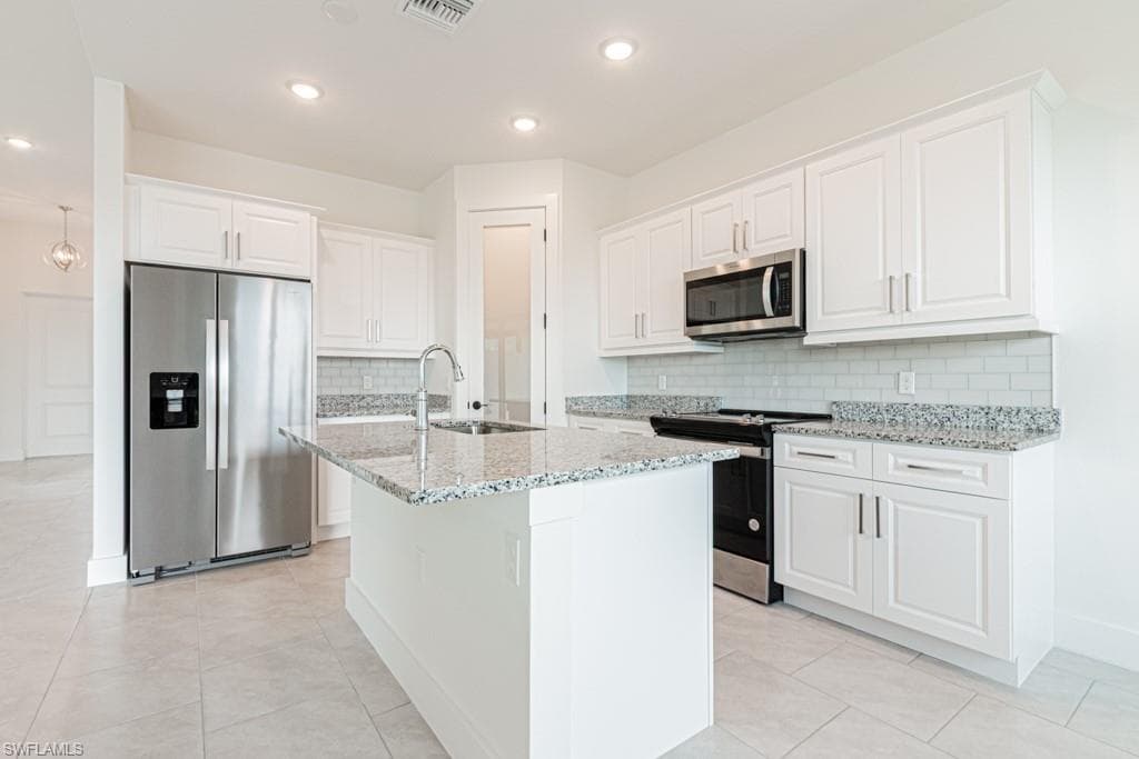 420 18th Pl, Cape Coral, FL 33993-20