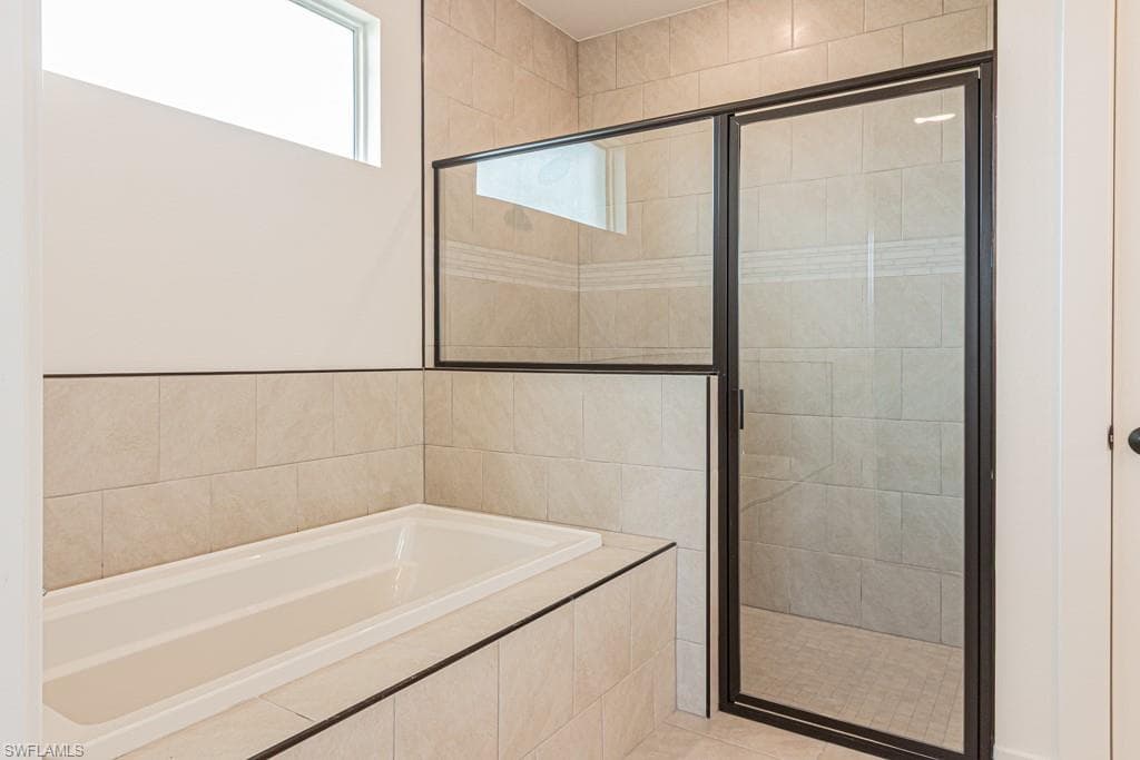 420 18th Pl, Cape Coral, FL 33993-38