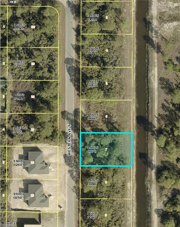 445 Western Ave S, Lehigh Acres, FL 33974-2