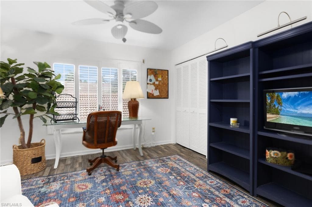 3360 10th St N 1210, Naples, FL 34103-13