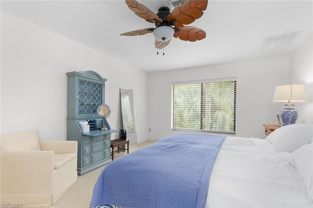 3360 10th St N 1210, Naples, FL 34103-18