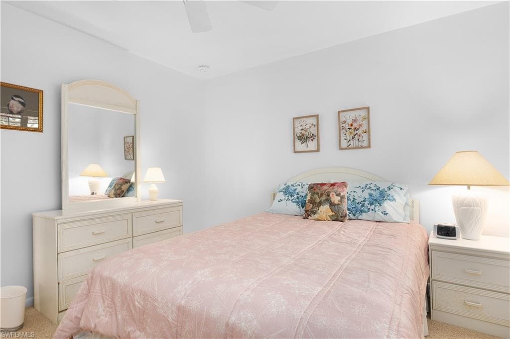 37 High Point Cir E 401, Naples, FL 34103-34