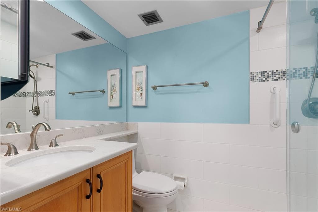 37 High Point Cir E 401, Naples, FL 34103-36