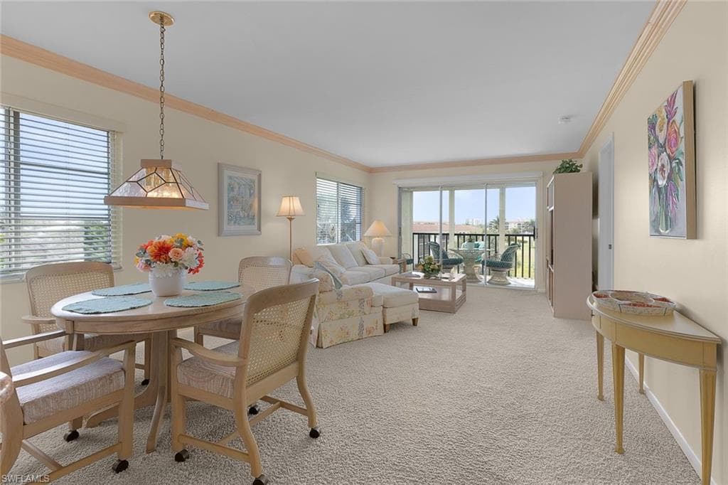 37 High Point Cir E 401, Naples, FL 34103-5