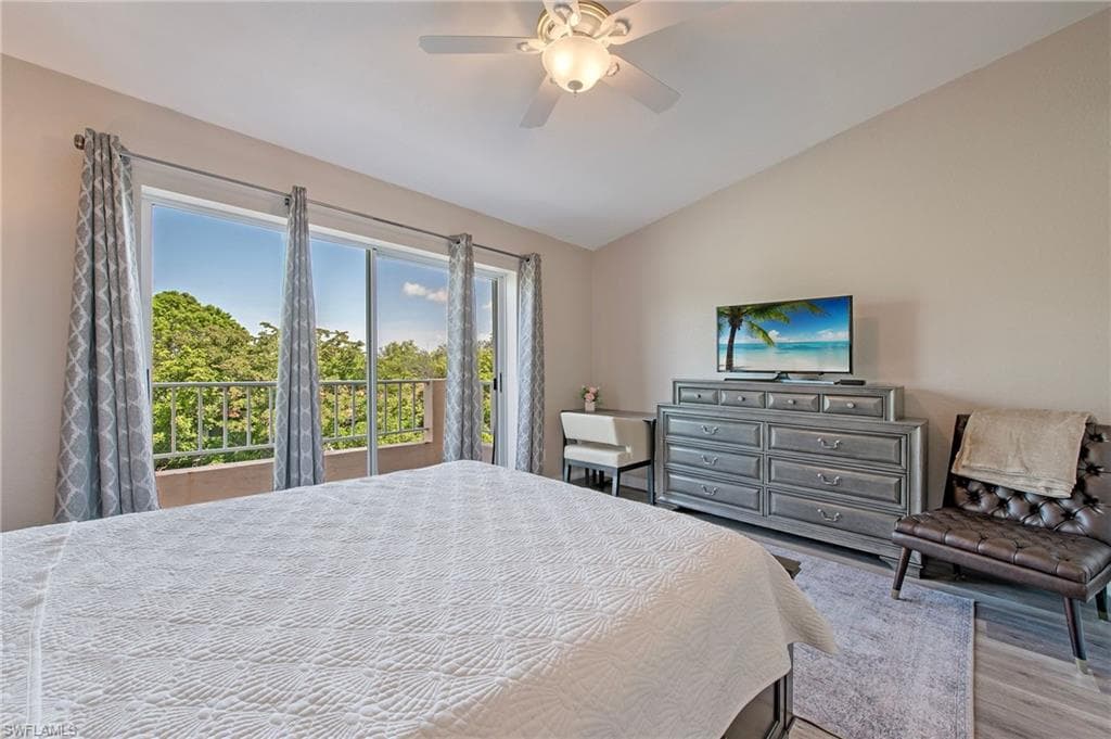 992 Woodshire Ln D309, Naples, FL 34105-12