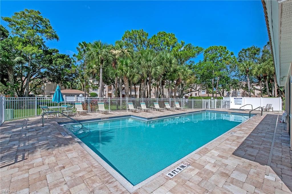992 Woodshire Ln D309, Naples, FL 34105-22