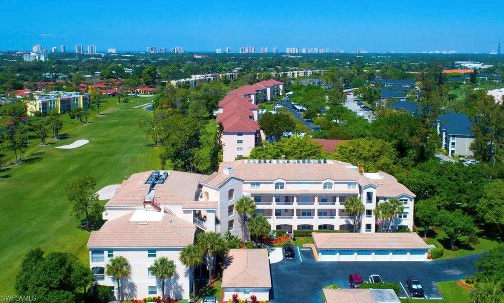 992 Woodshire Ln D309, Naples, FL 34105-26
