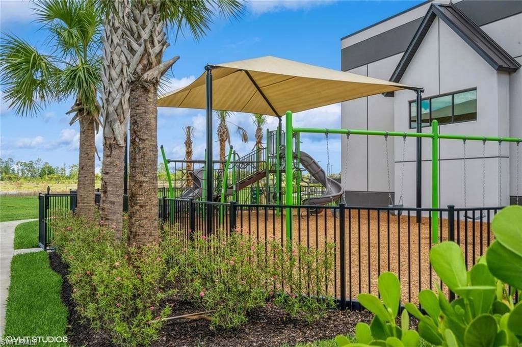 19063 Hanley Blvd, Estero, FL 33928-24