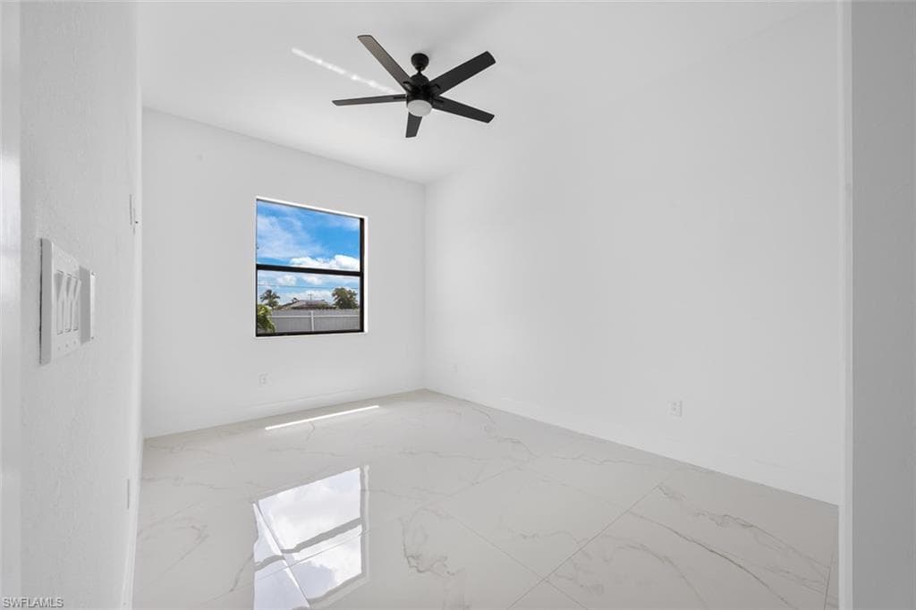 1609 Nelson Rd N, Cape Coral, FL 33993-18