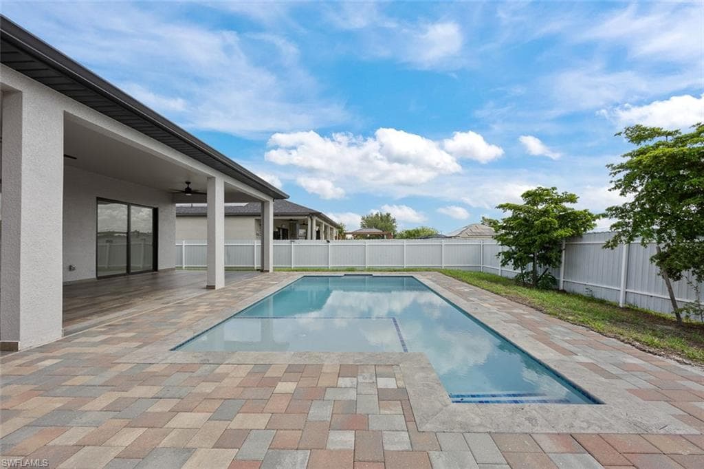 1609 Nelson Rd N, Cape Coral, FL 33993-32