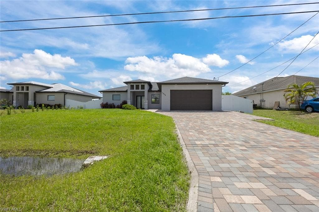 1609 Nelson Rd N, Cape Coral, FL 33993-36