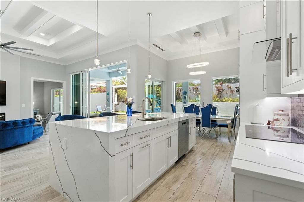 1631 Copeland Dr, Marco Island, FL 34145-9