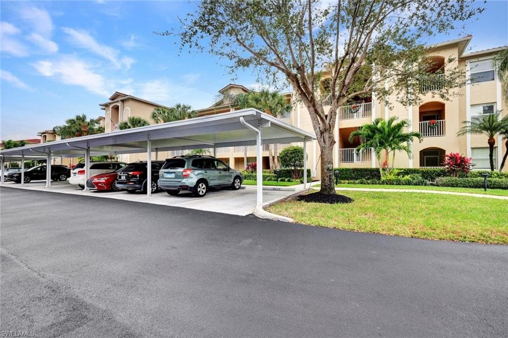 2690 Cypress Trace Cir 3227, Naples, FL 34119-1