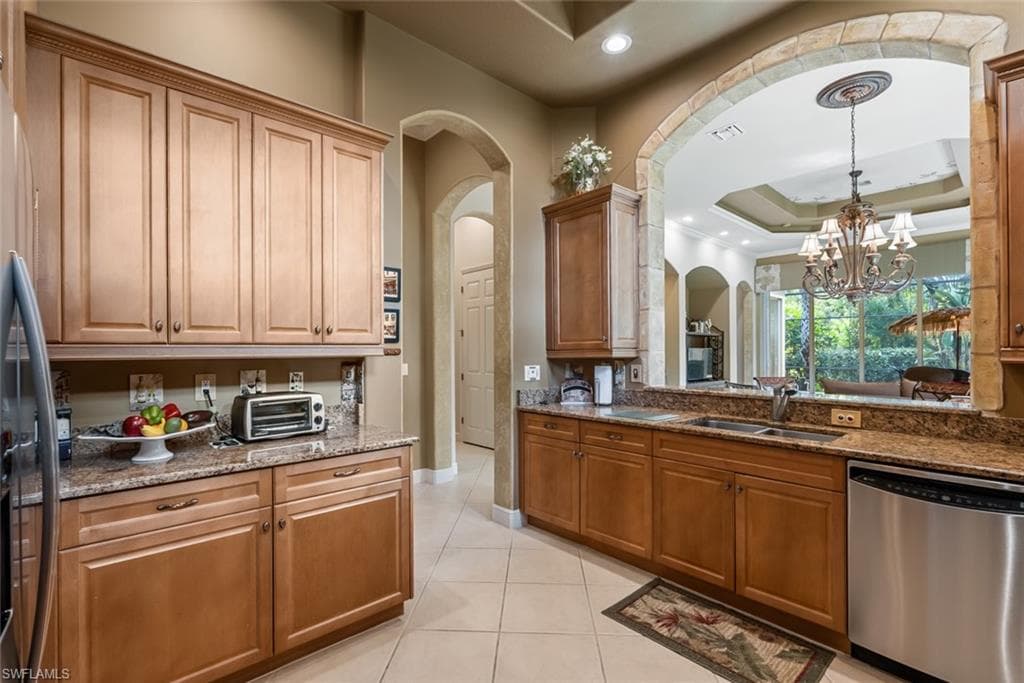 5757 Mango Cir 5757, Naples, FL 34110-9